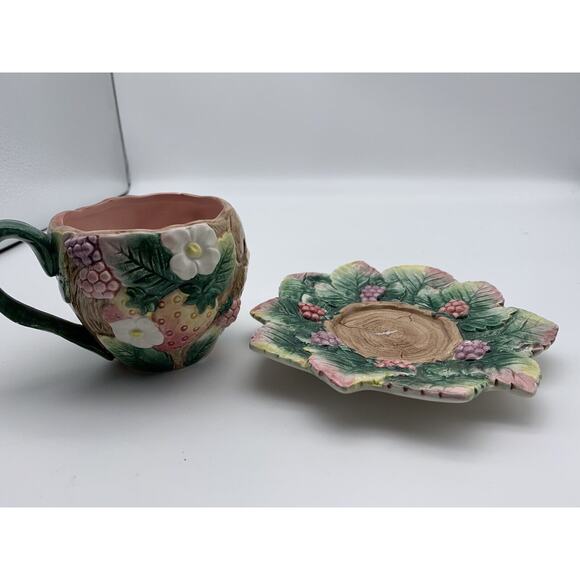 Fitz‎ And Floyd 1991 White Flowers w/ Berries Steam Leaves TeaCup & Saucer 2 set - Picture 7 of 12